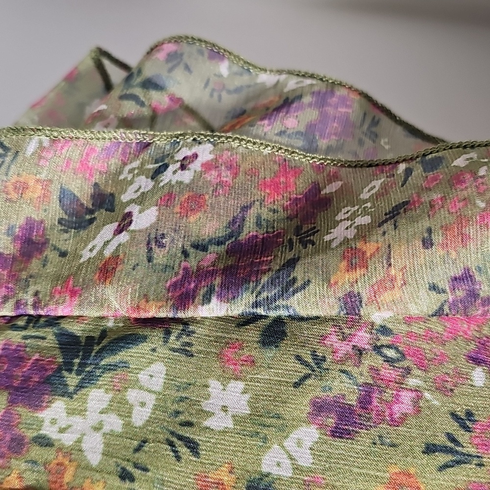 Frock, Flowing, Delicate Floral Green Dress. Size Meduim‎ By PINCH. - Picture 3 of 7